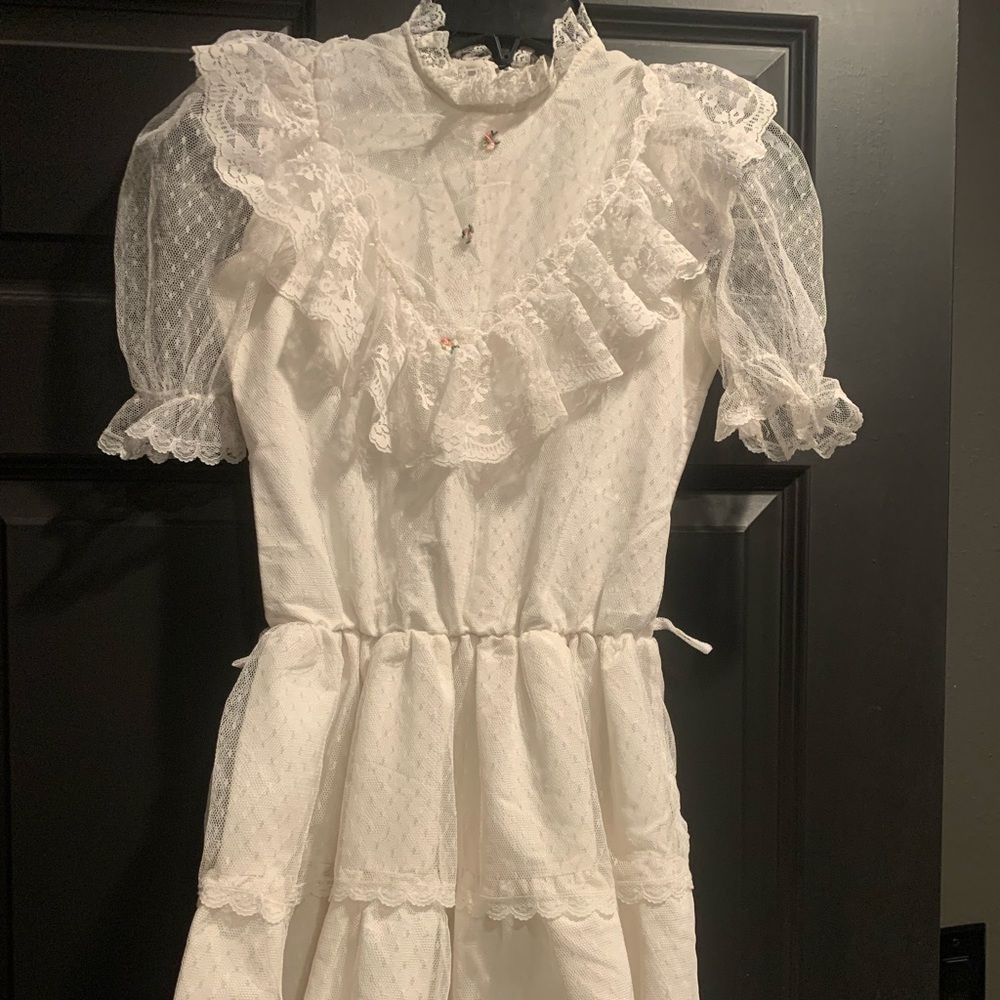 Vintage White Lace Ruffle Dress size 10